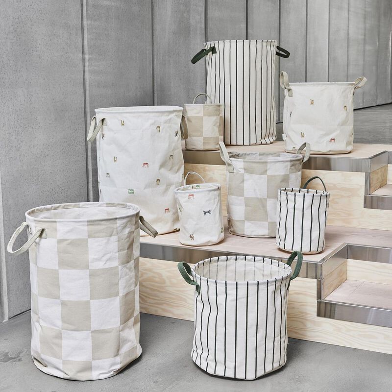 OYOY Chess Laundry/Storage Basket Medium Clay/Offwhite image number 1
